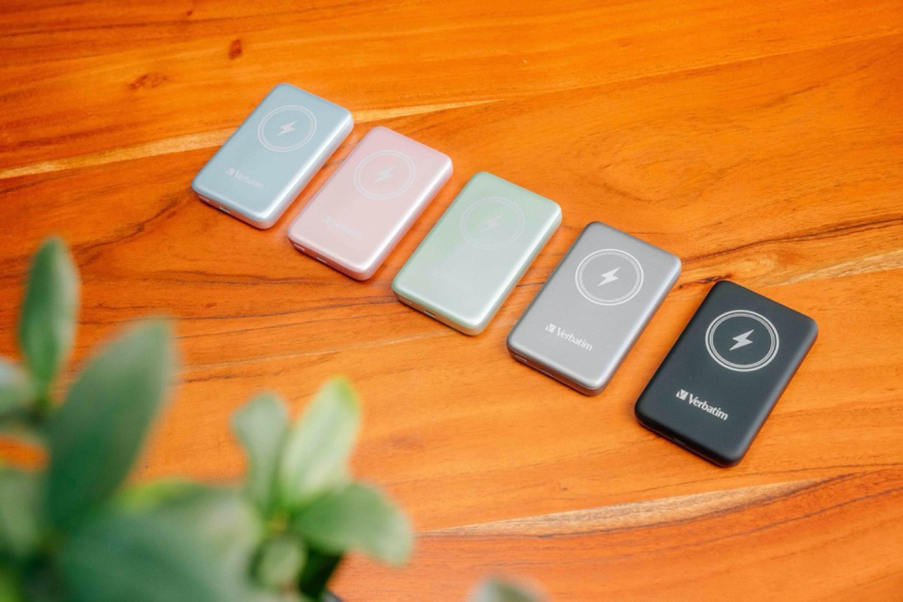 Портативный аккумулятор Verbatim Charge‘n’Go Power Bank 10000 мАч с беспроводной зарядкой, серый
