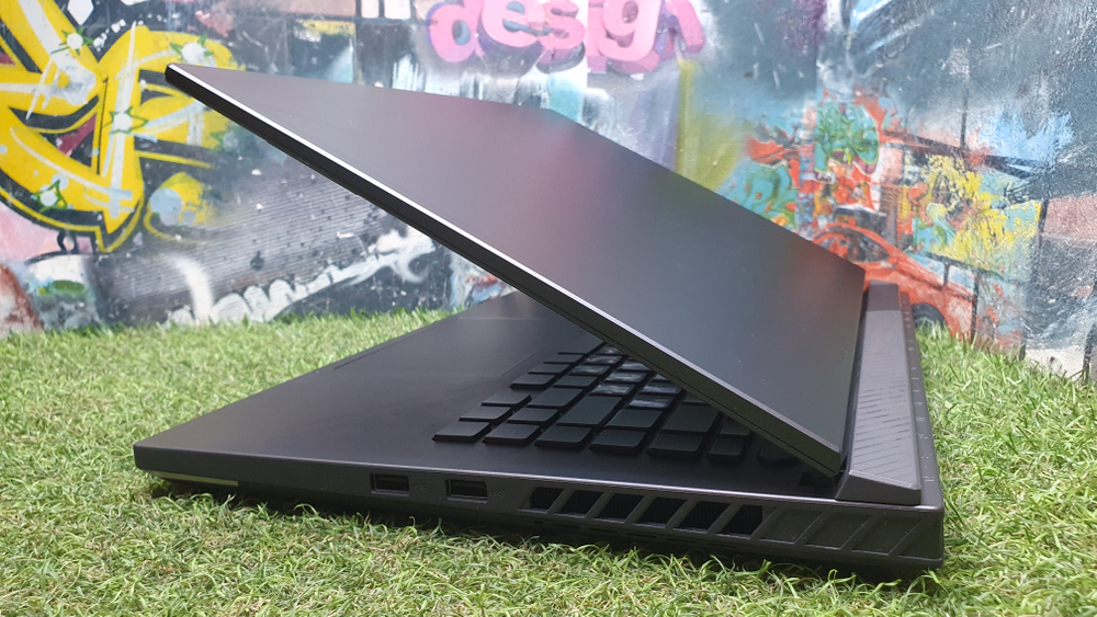 Игровой Asus i9-13/32Gb/RTX 4070 8Gb/FHD/165 Hz/ROG Strix G16 G614J G614JI-AS94/Windows 11