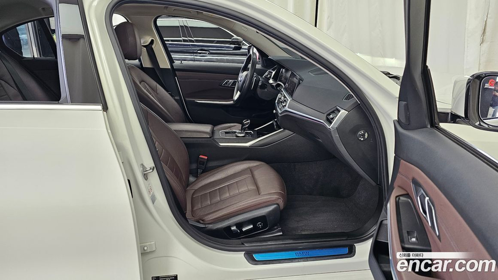 BMW 3 Series (G20) 320d Luxury (09.2019)