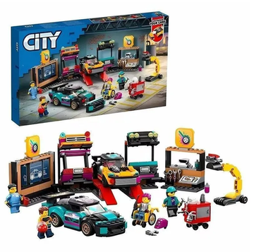 Конструктор City Автомобильная мастерская 558 деталей