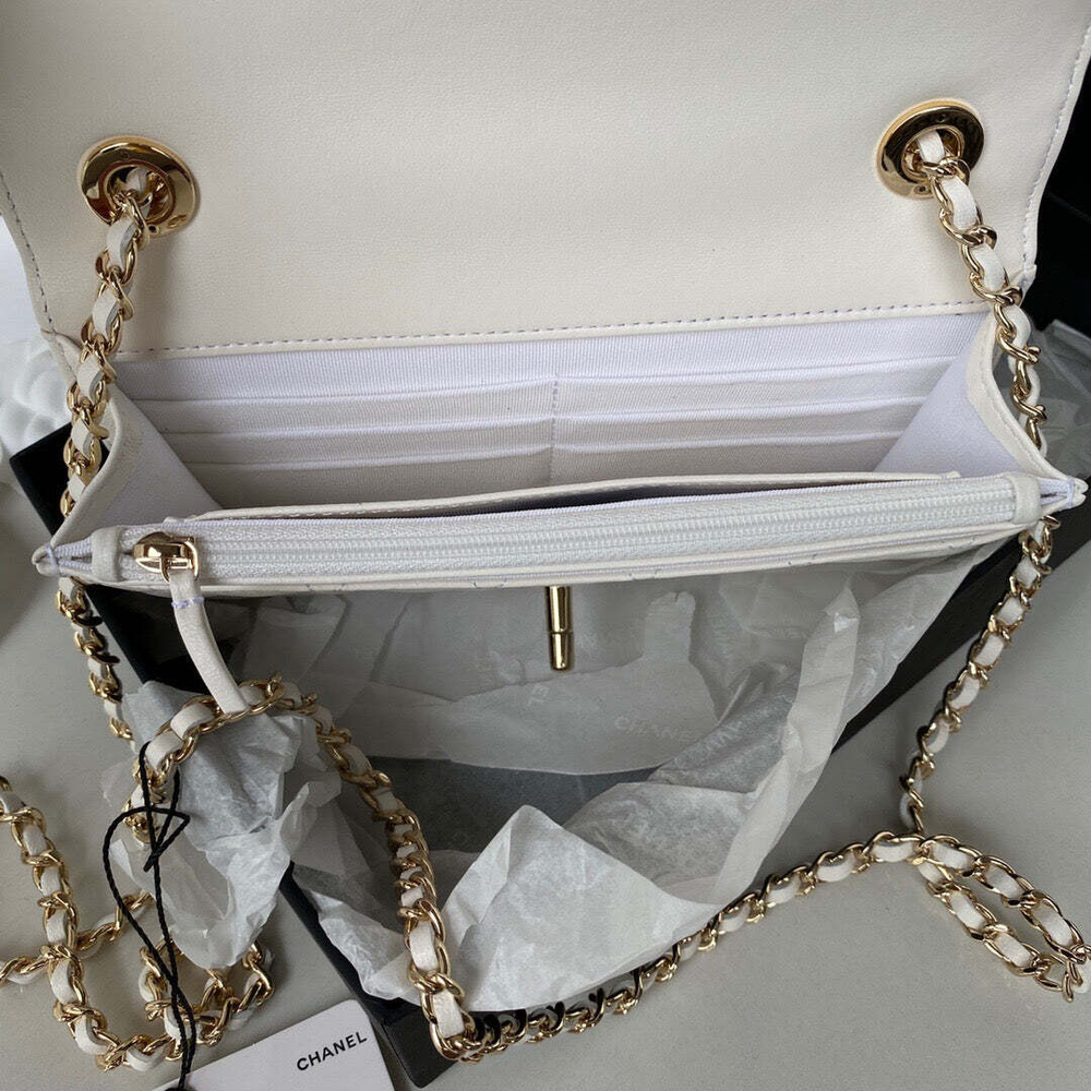 Chanel Woc