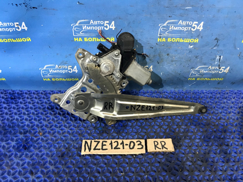 Стеклоподъемник задний правый TOYOTA FIELDER 2002