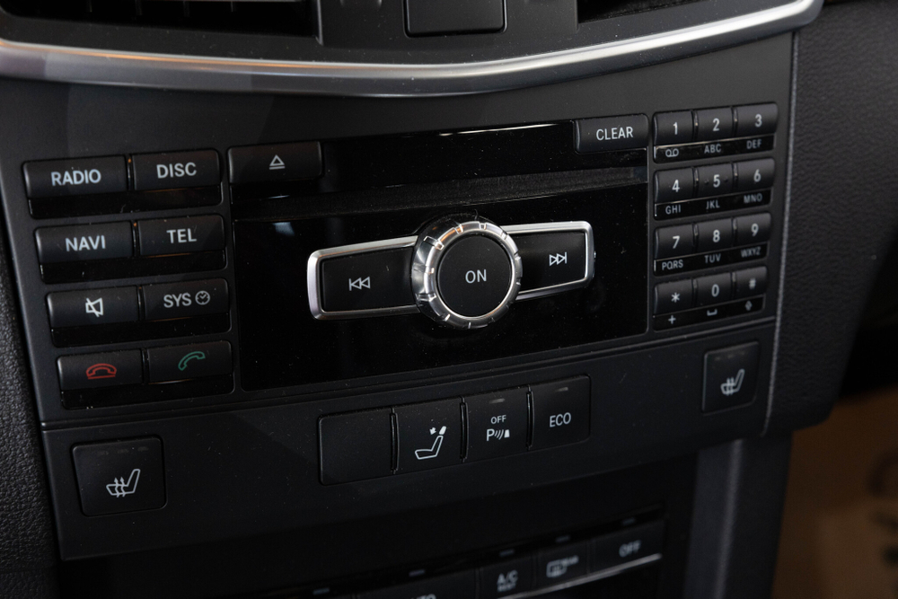 Mercedes-Benz E-Class, 2012 год