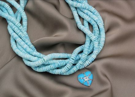 Нить бусин из ракушек 6мм (цвет светло-голубой)