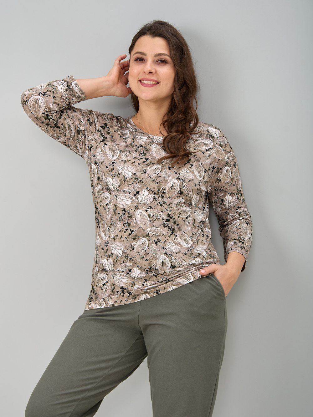 Лонгслив ЛНв-306/бежевый-листья