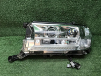 Битая Фара левая Toyota Land Cruiser 200 15-21 LED