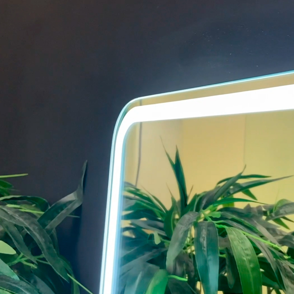 Зеркало с подсветкой Давид ,80х55 см (сенсорный выключатель, холодный свет 6000К )