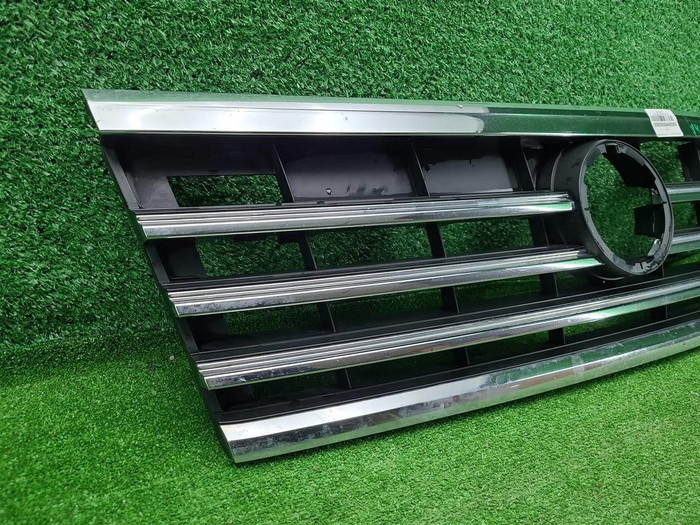 Решетка радиатора VW Touareg 3 (2018-2023)