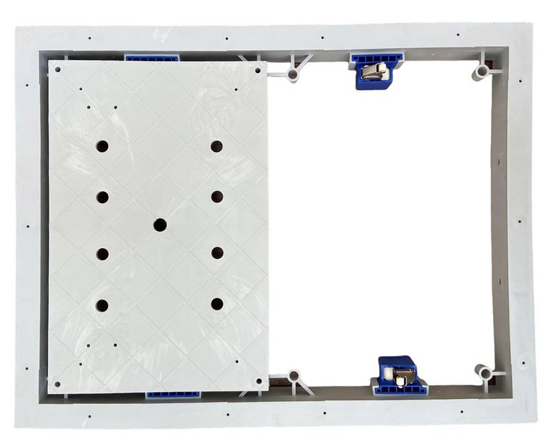 Люк ревизионный под покрытие съемный 350х450 мм, дверка 300х400 мм