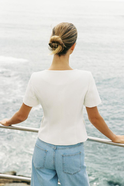 ZARA БЛЕЙЗЕР С КВАДРАТНЫМ ВЫРЕЗОМ И КОРОТКИМИ РУКАВАМИ, ЭКРЮ