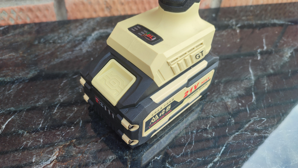 Аккумуляторный гайковерт Feng Bao FB 500