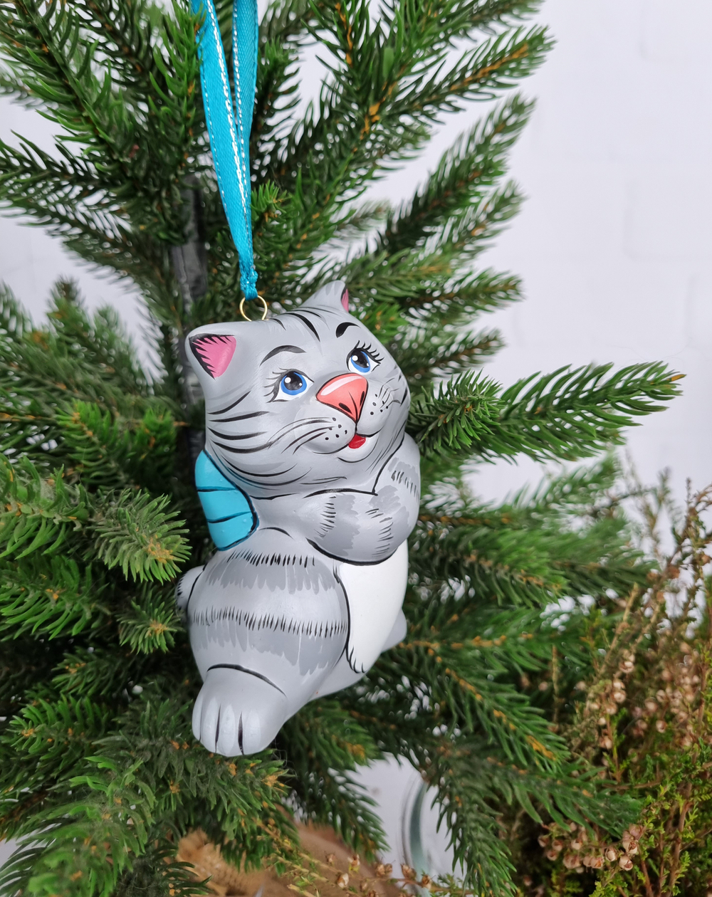 Котик с бантиком ёлочная игрушка из фарфора