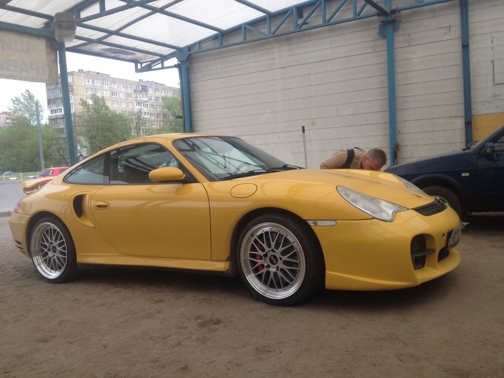 996 Turbo 3.6 & BBS LM 19" brilliant silver