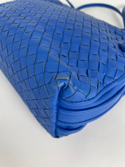Сумка Bottega Veneta MEDIUM LOOP CAMERA BAG