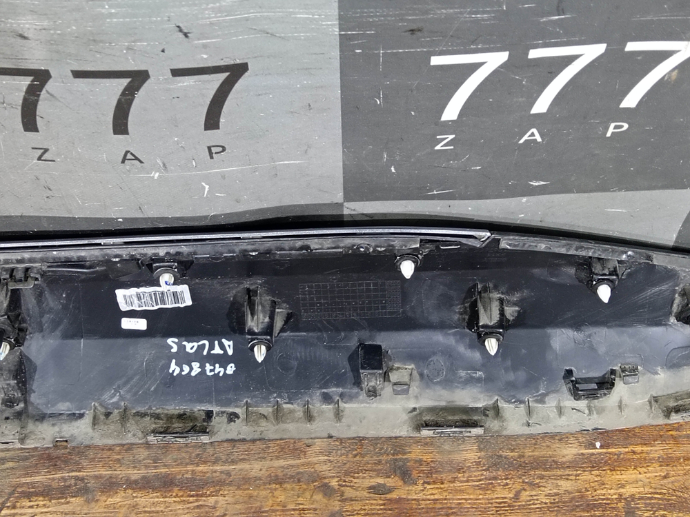 Накладка двери задней правой Geely Atlas 2 23-нв Б/У Оригинал 6073147100B03