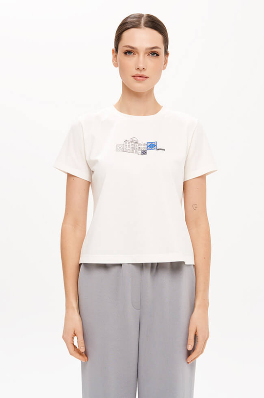 23405 Футболка женская (молочный)