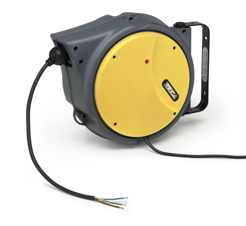 Катушка кабельная 14+1 метра, кабель 3 жилы, пластиковый корпус, ZECA (Италия)