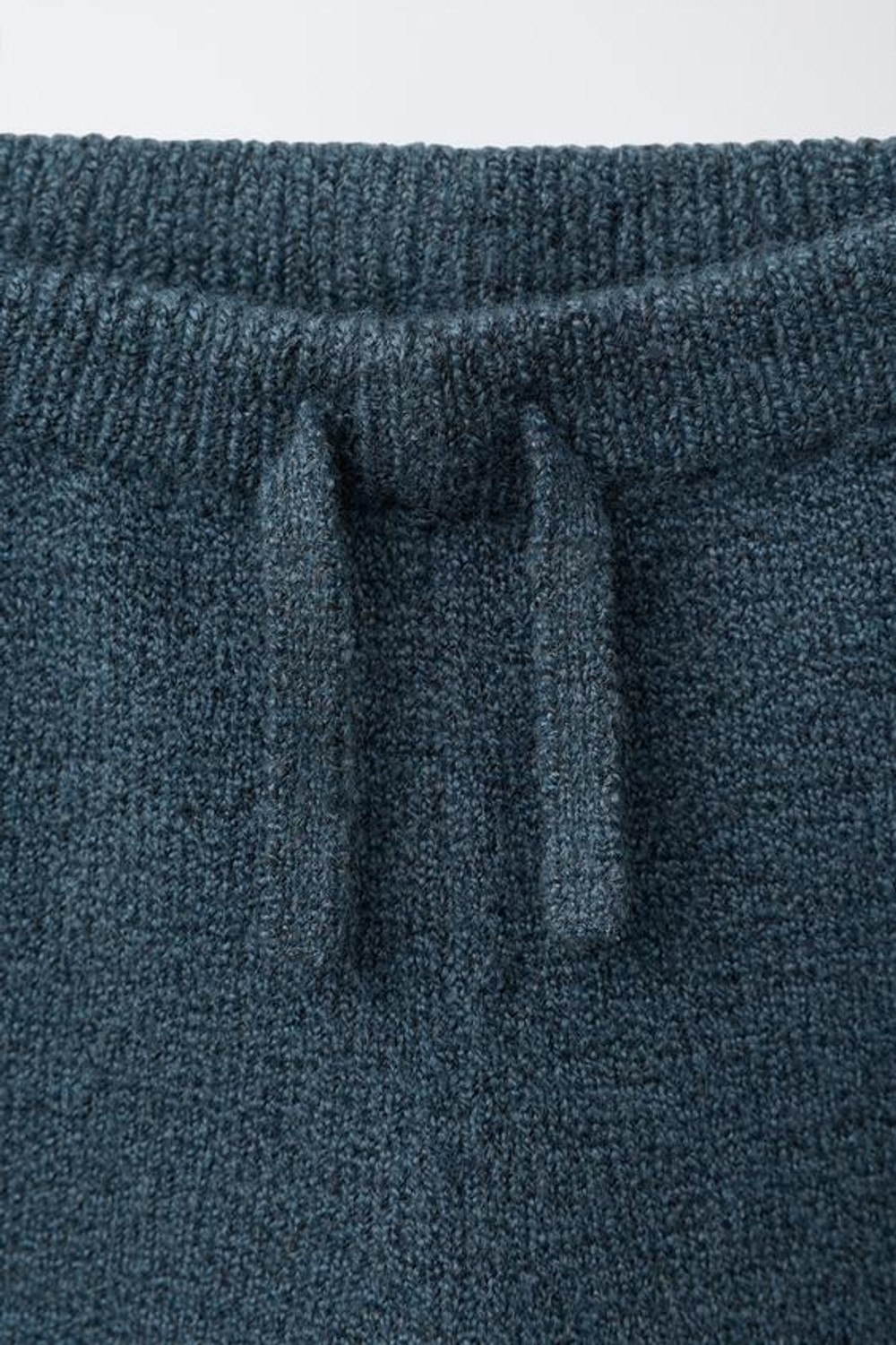 ZARA ТРИКОТАЖНЫЕ БРЮКИ С ВЫШИВКОЙ СОБАЧКИ, ГЛУБОКИЙ СИНИЙ