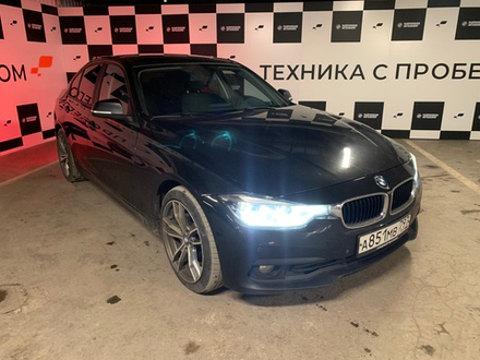 BMW 3-SERIES 320i