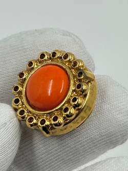 Накладка на пуговицу с оранжевой вставкой