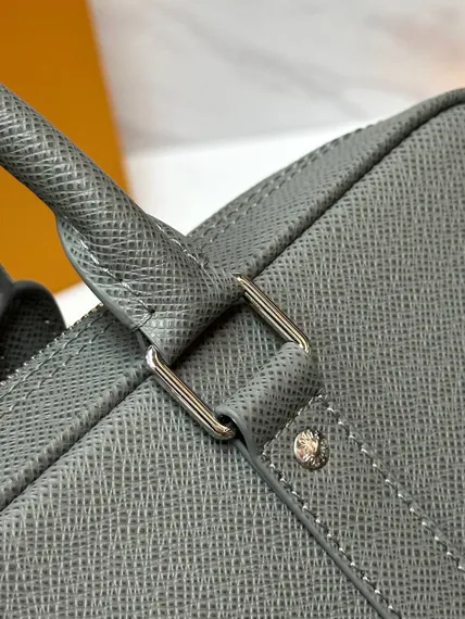 Портфель Louis Vuitton Porte Documents Voyage PM кожа Taiga
