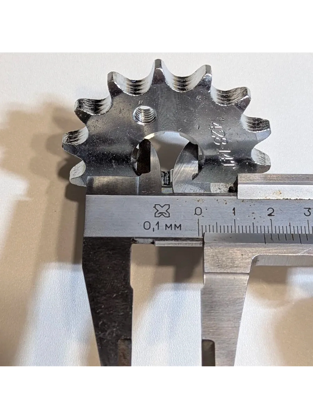 +t  Ведущая звезда 428-14 (20мм) для мотоциклов