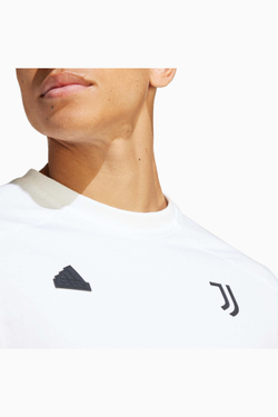 Футболка adidas Juventus FC 23/24 Designed For Gameday