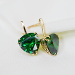 Серьги с крупным триллионом