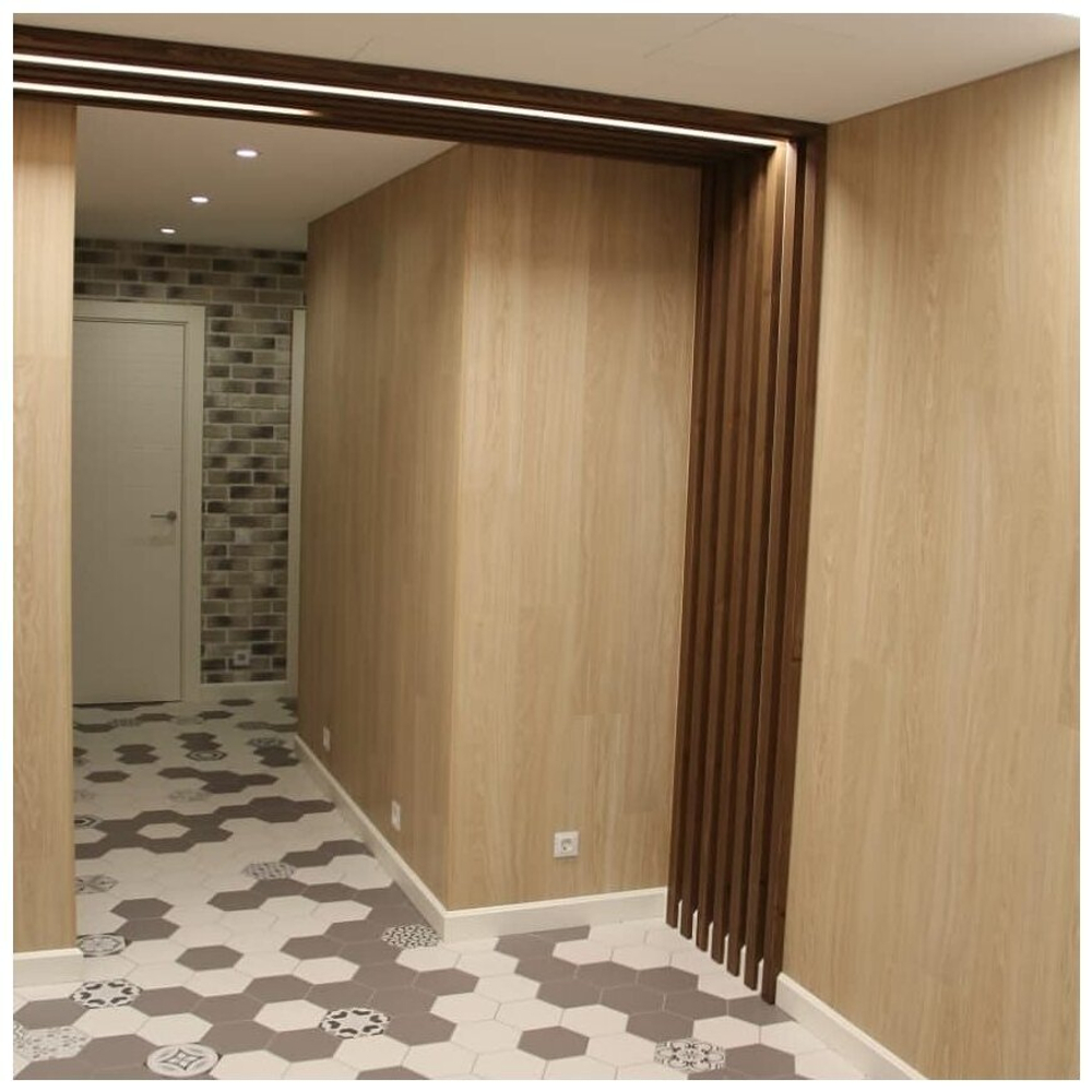 Потолочно-стеновые рейки с подсветкой из Сосны 50х30мм