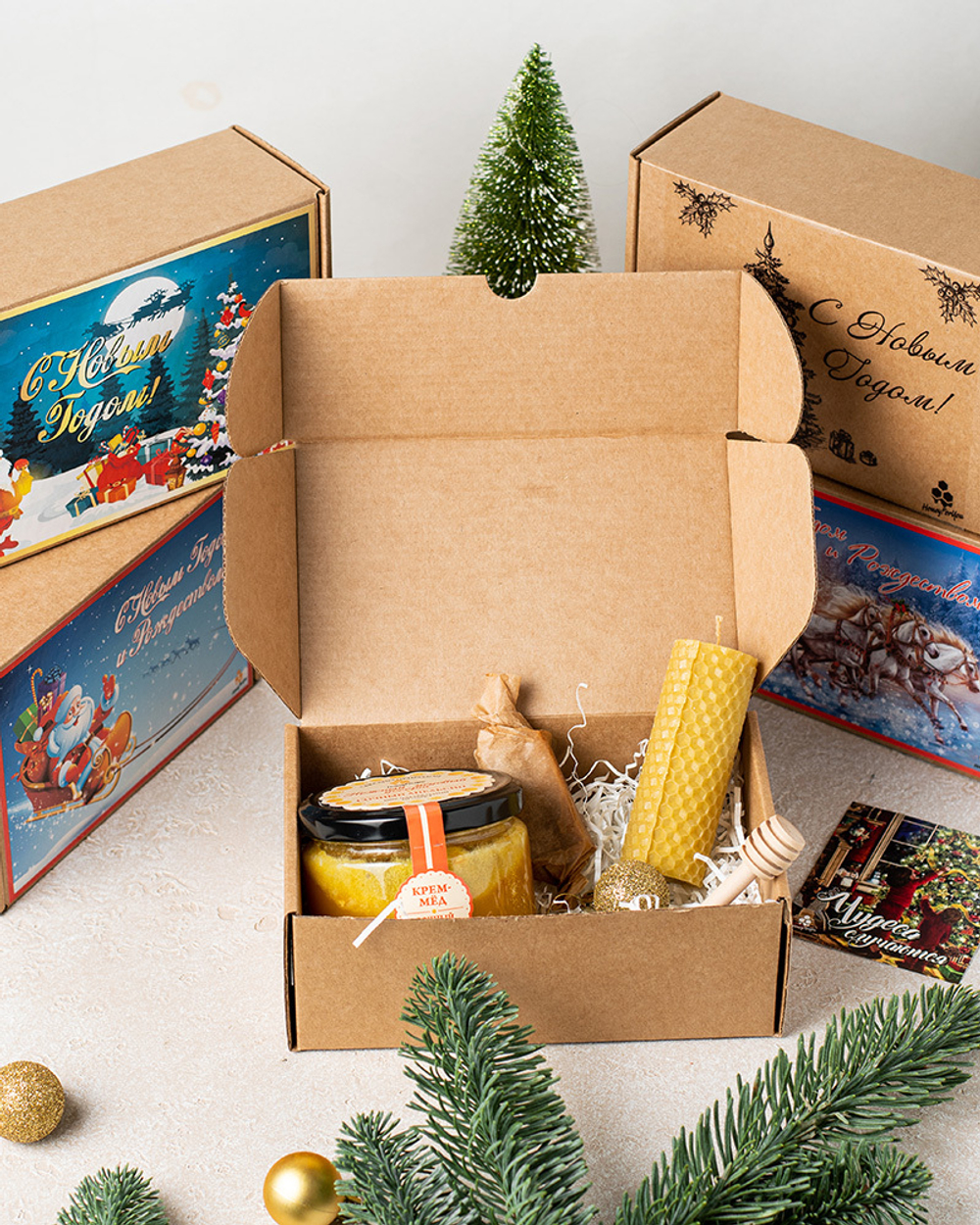 Новогодний подарочный набор с крем-медом и свечой