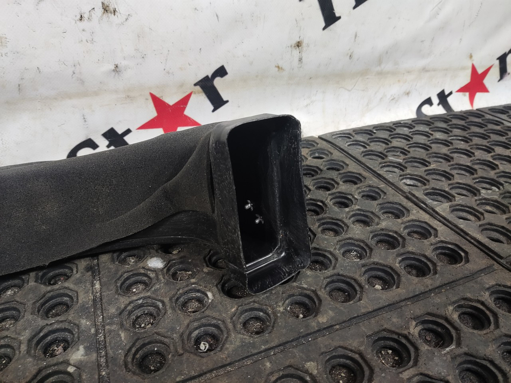 Воздуховод отопителя