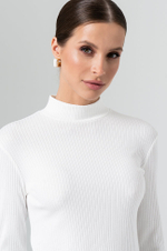 23168 Водолазка женская (молочный)