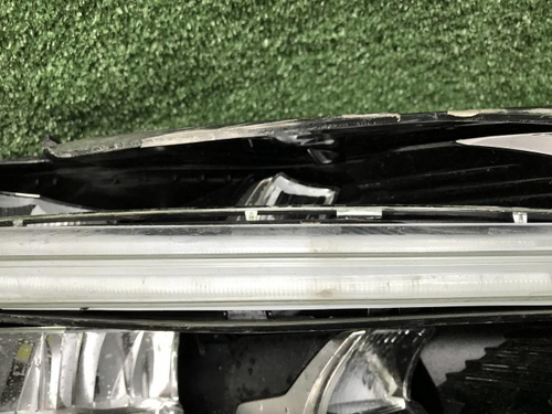Битая Фара правая Volvo XC60 2 (2017-2021) LED