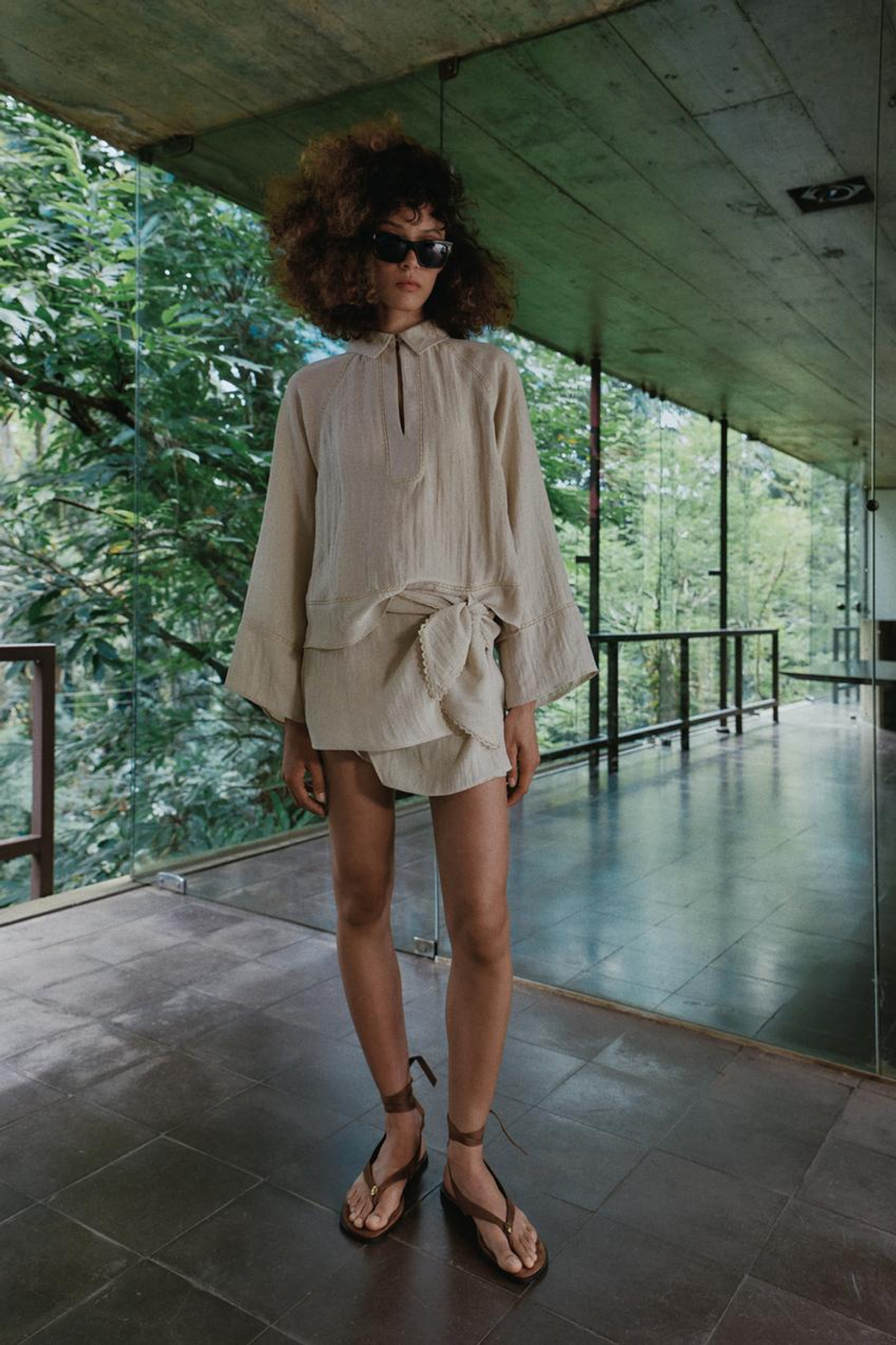 ZARA БЛУЗА ИЗ НАТУРАЛЬНОЙ ТКАНИ С КРУЖЕВОМ, СВЕТЛО-БЕЖЕВЫЙ