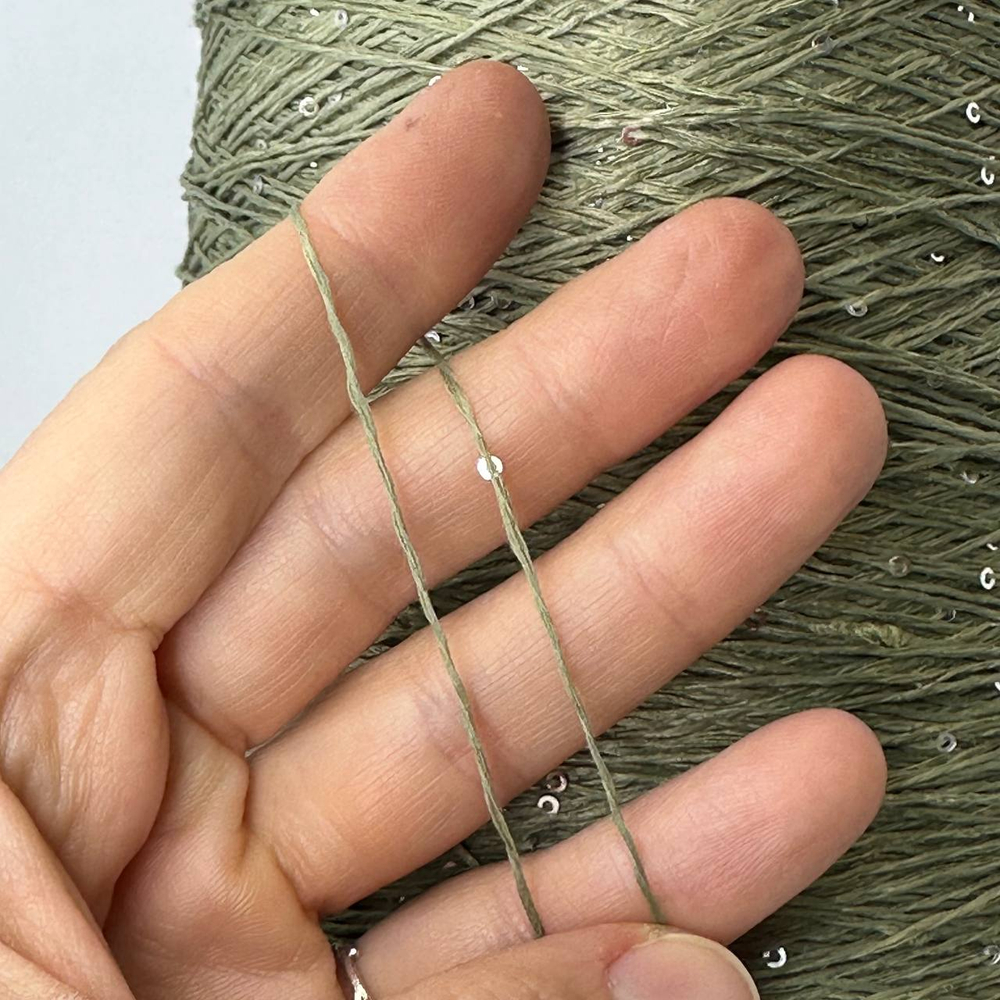 LINETTE PAILLETES - 80% лен, 20% п/а, микропайетки 2мм, ; 450м\100гр; цвет: оливковый , пайетки серебро