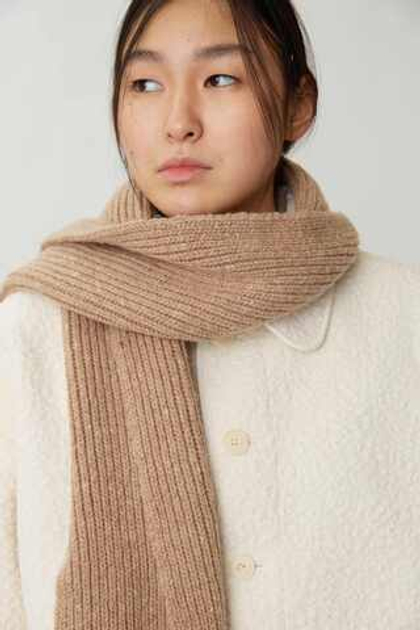 Шарф из шерсти бежевого цвета