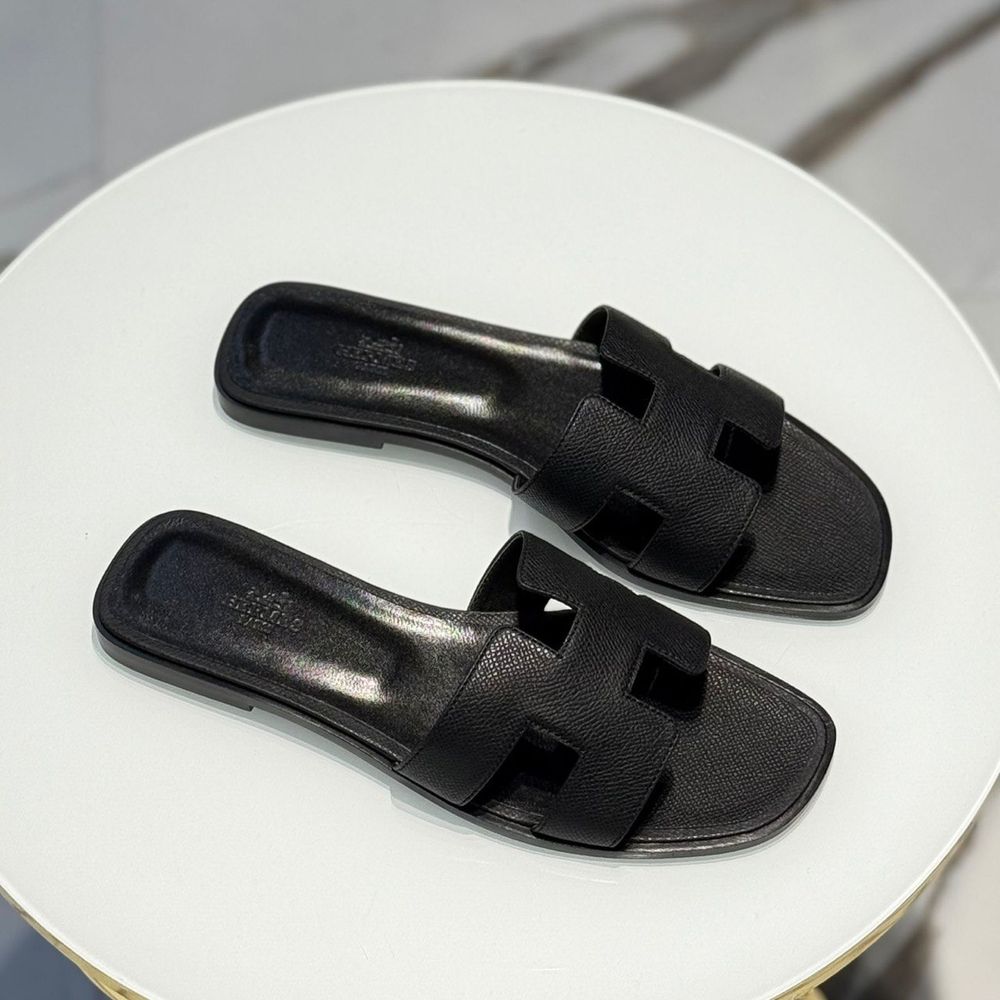 Шлепанцы Hermes