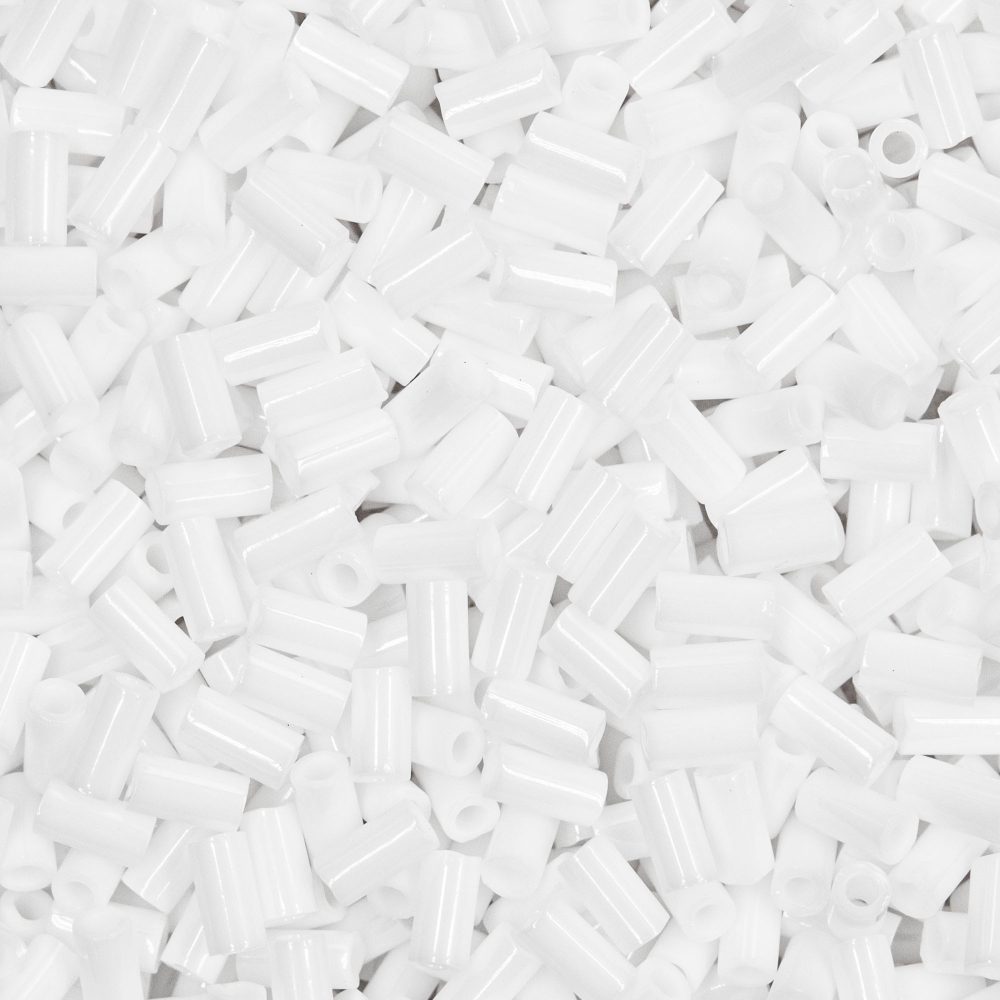 Японский бисер TOHO Bugle (стеклярус) 3mm (№41), непрозрачный глянцевый