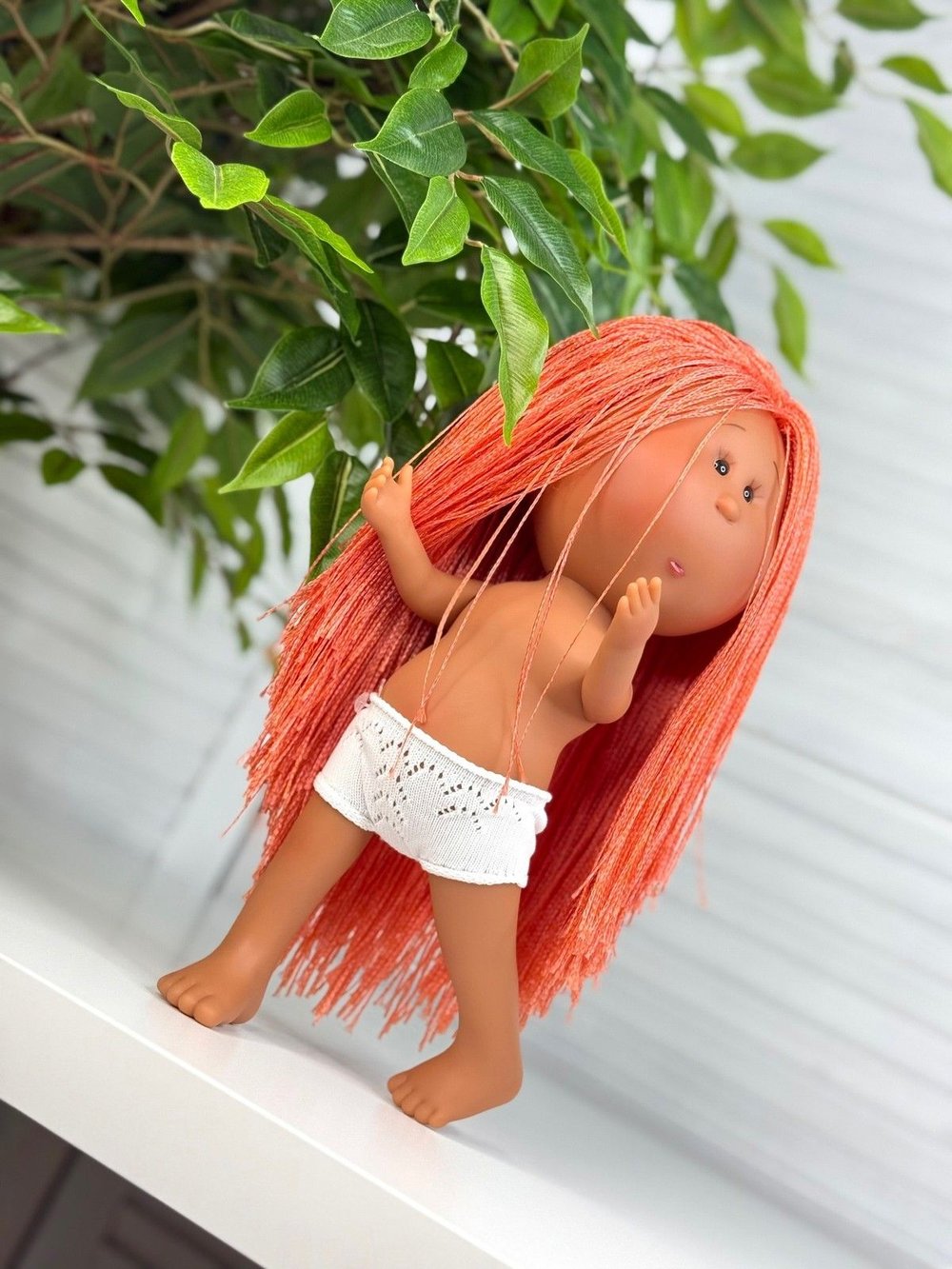 Кукла Nines виниловая 30см MIA LATINA без одежды (3000WL5)