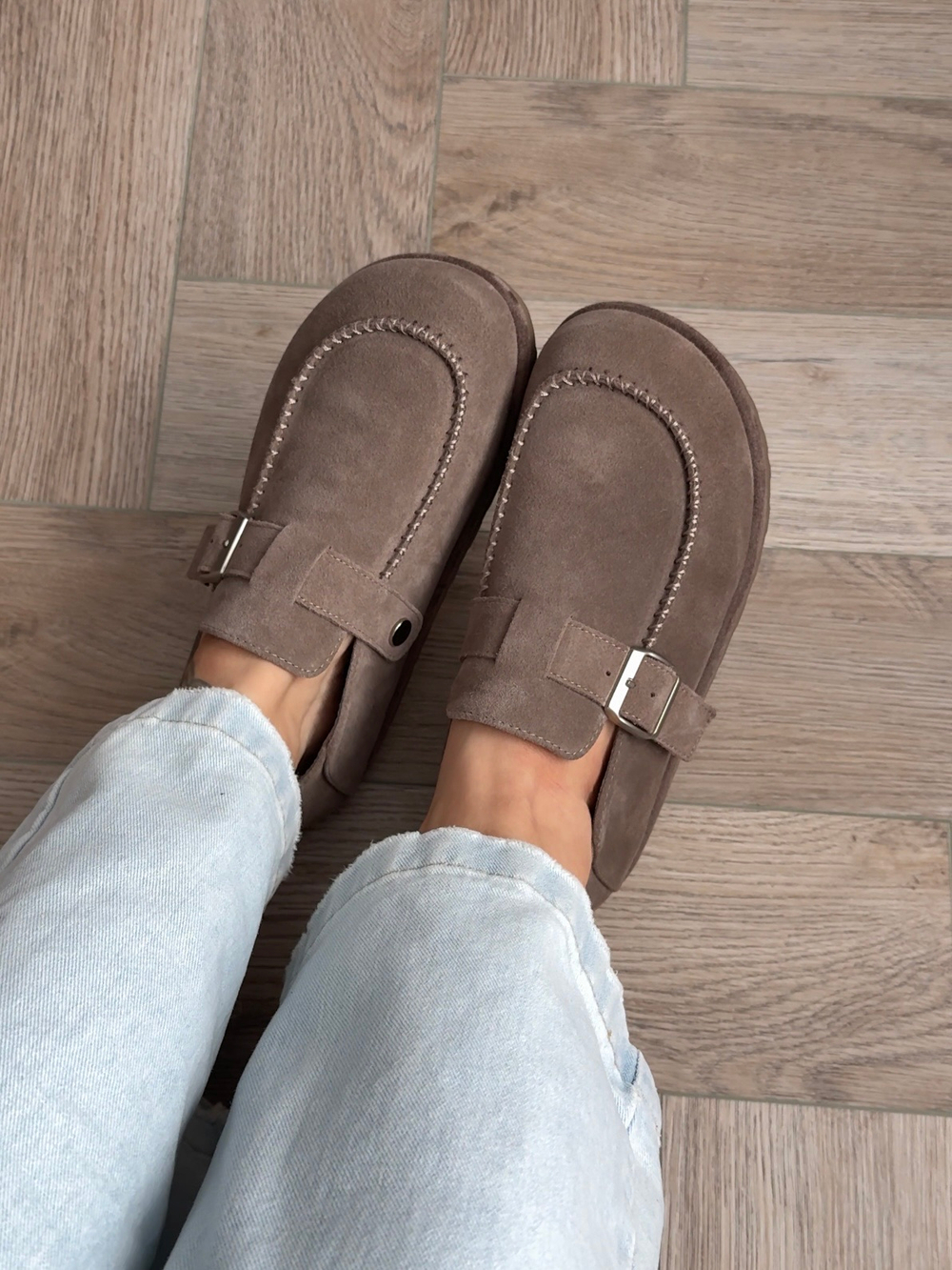 Лоферы из натуральной замши