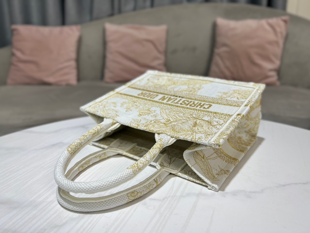 Christian Dior Book Tote 26 cm