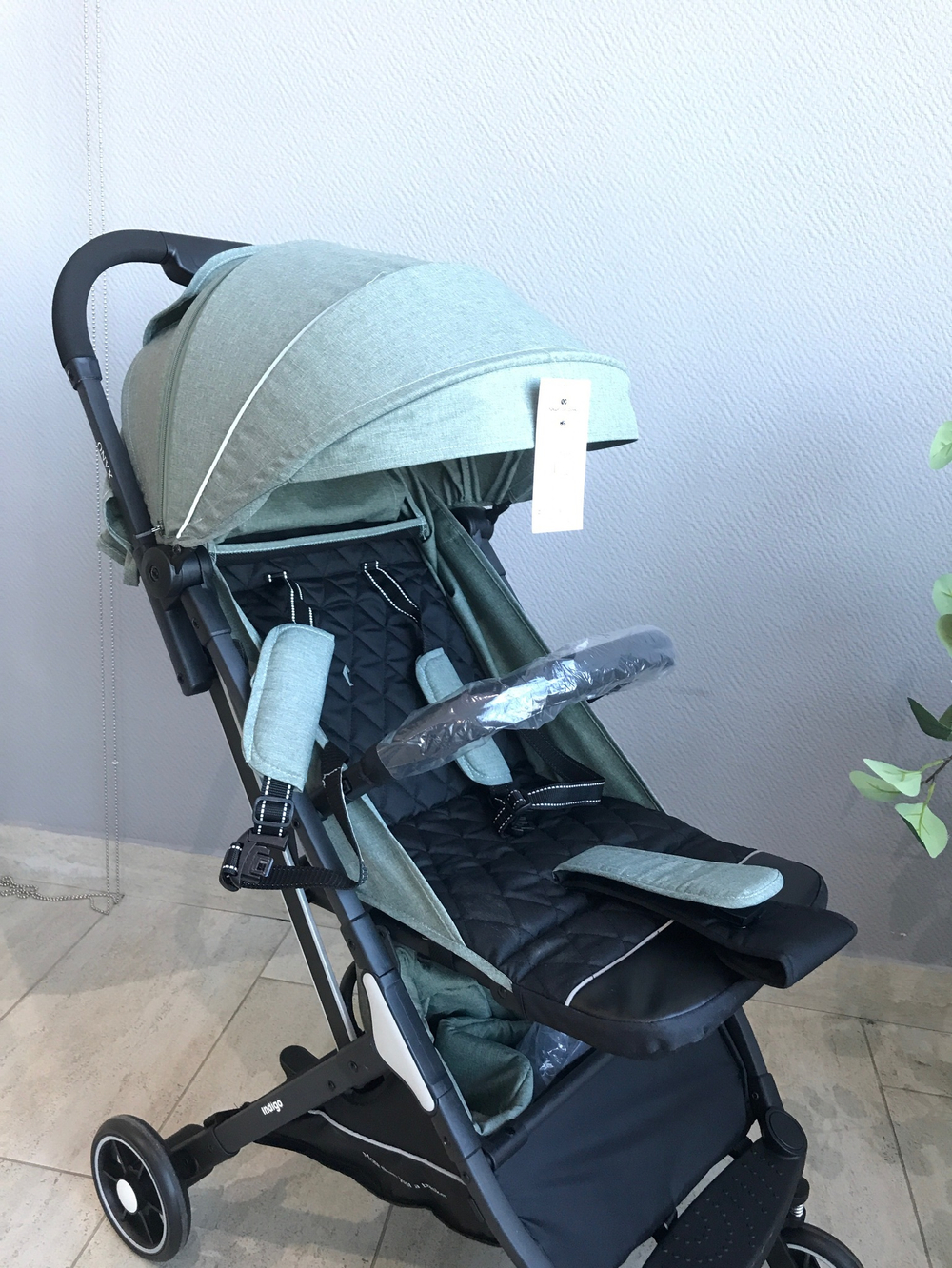 Коляска прогулочная ONYX (INDIGO) (оливковый)