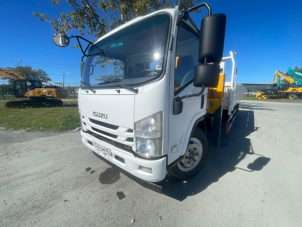 Isuzu ELF 12.0 (NQR) Бортовой с КМУ ELF (Дизельный, 5,2 л, 192 л.с., МТ)