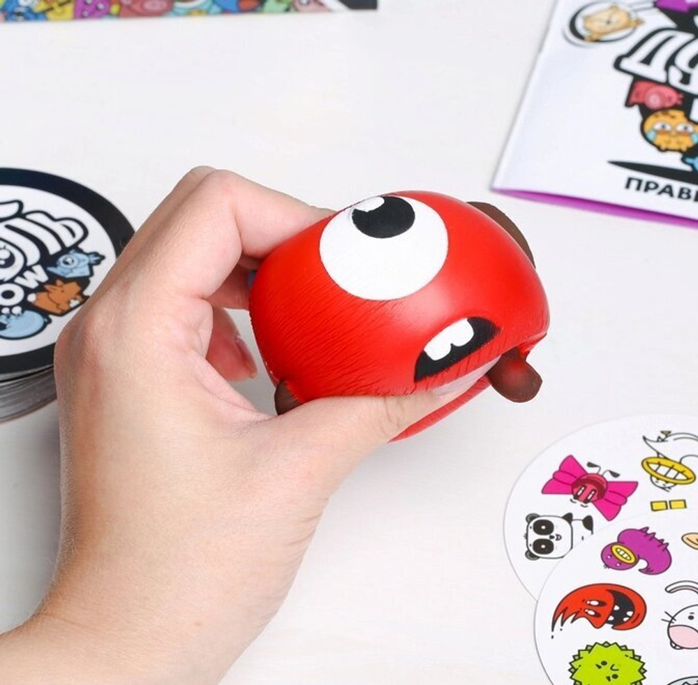 Настольная игра «Дуббль WOW» со сквиш-хватайкой