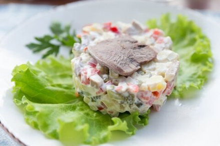 Салат ОЛИВЬЕ с ЯЗЫКОМ 1кг