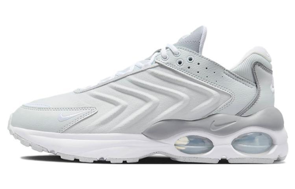 Кроссовки Nike Air Max Tw