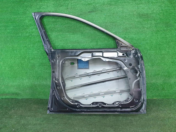 Дверь передняя левая Genesis G90 (2016-2022)