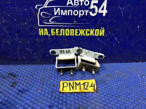 Петля багажника NISSAN LIBERTY 1998