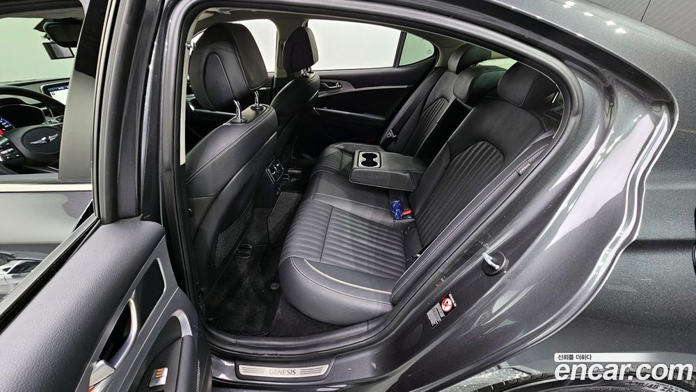 Genesis G70 2.2D (03.2020)