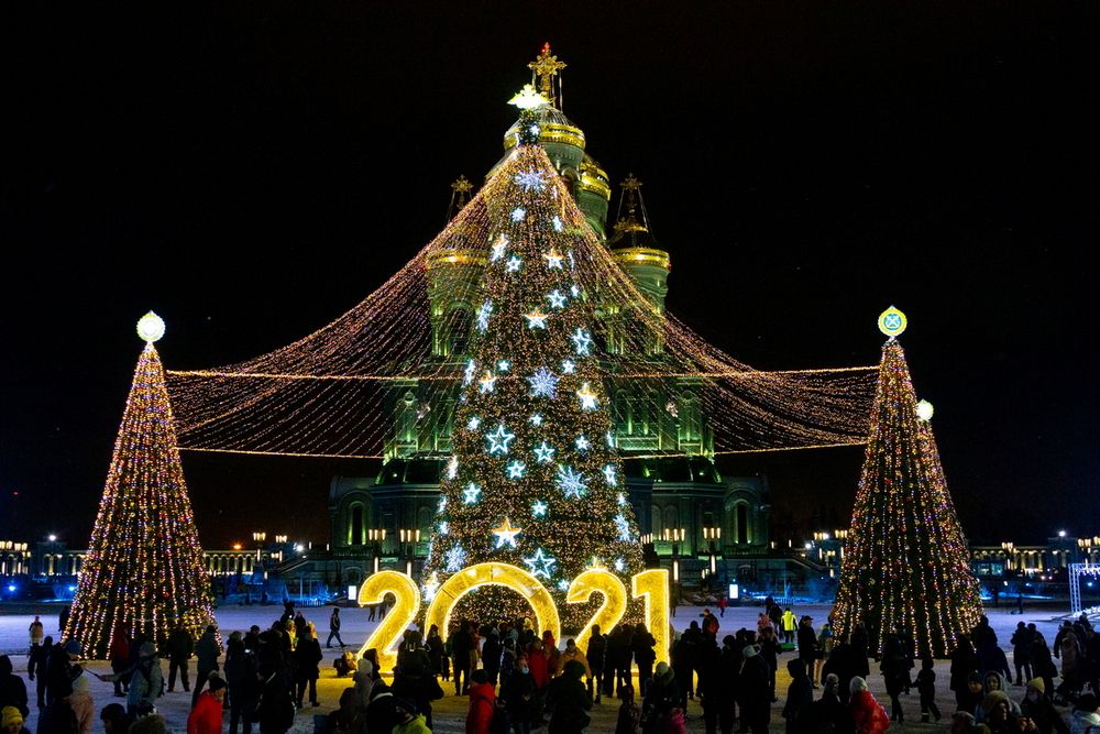 Уличная елка каркасная "Уральская" (пвх) 21 м